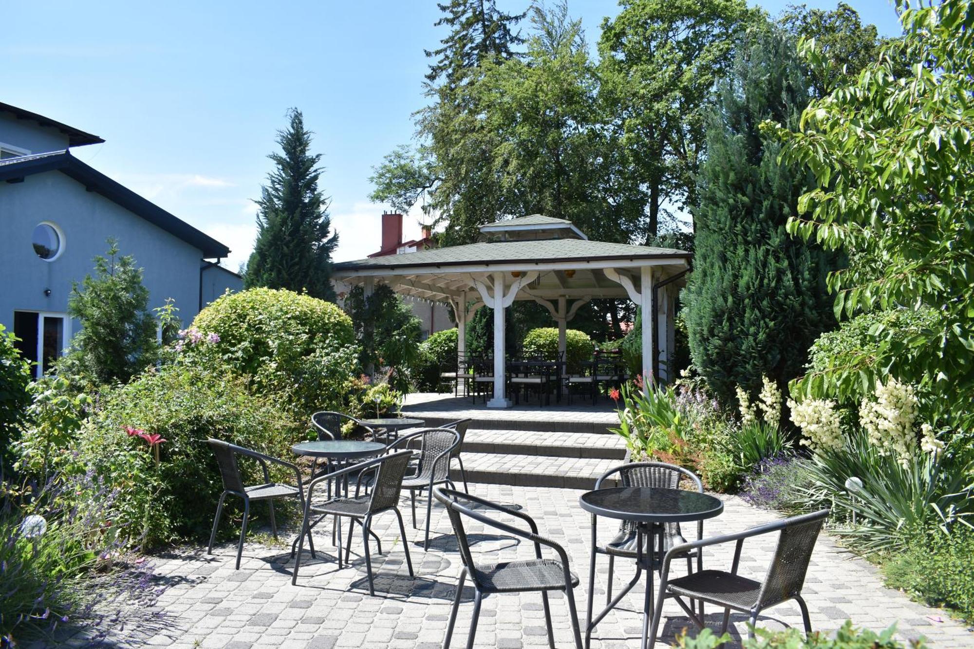 Eden Hotel Wisełka Buitenkant foto